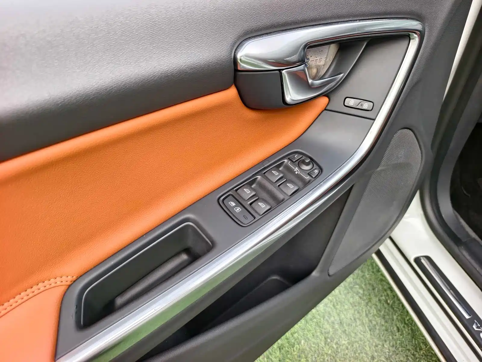 Photo 8 - Volvo V60