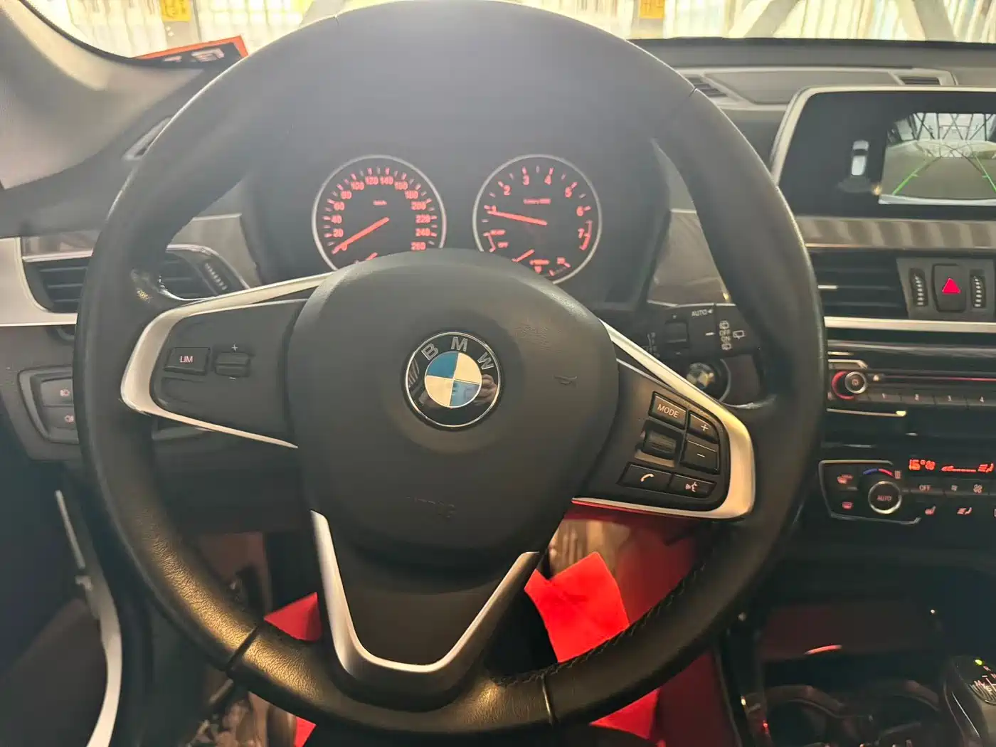 BMW X1 2018 xDrive20Li Premium Model фото 11