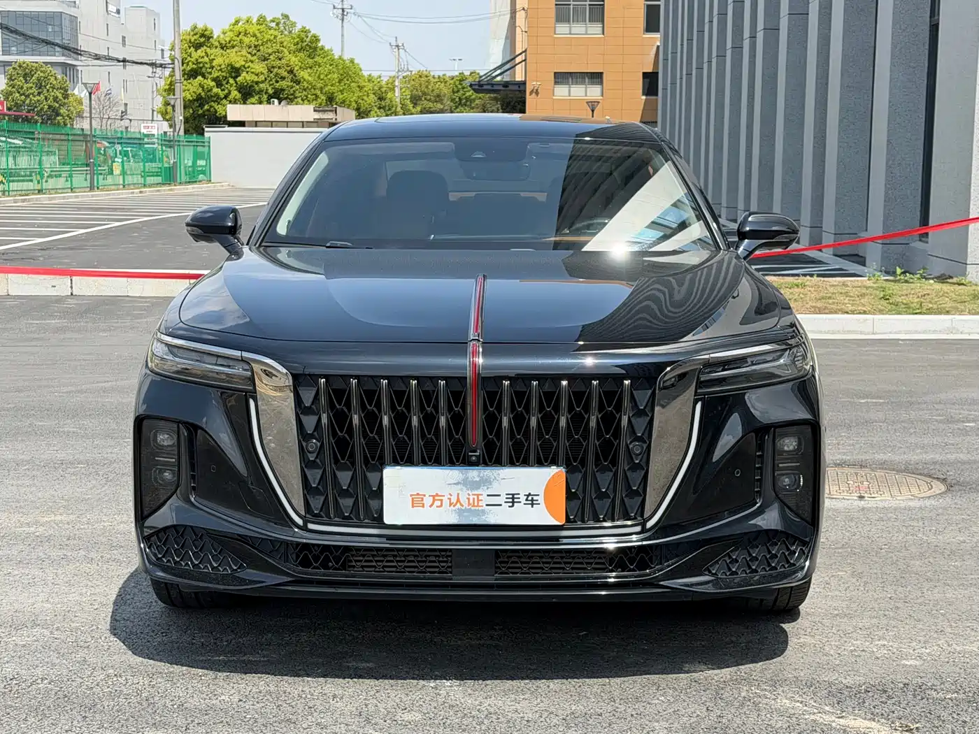 Hongqi H9 2024 2.0T Qi Chang Private Fashion Edition фото 2