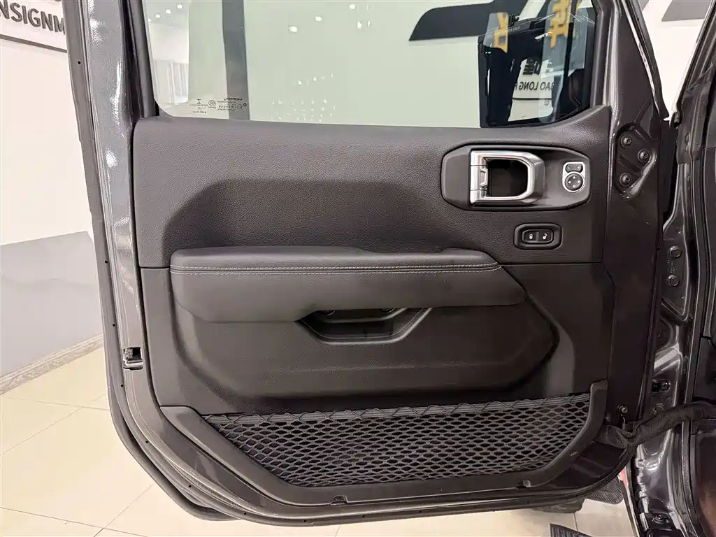 Jeep Wrangler 4xe 2022 2021 4-Door 2.0T 4xe Sahara