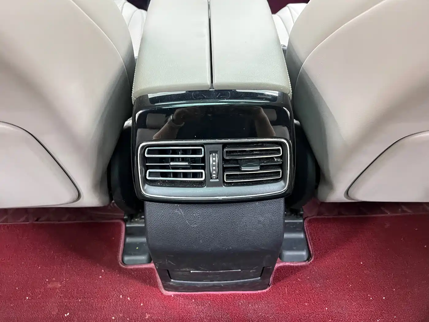 BYD Tang New Energy 2024 DM-i Honor Edition 112KM Premium фото 19
