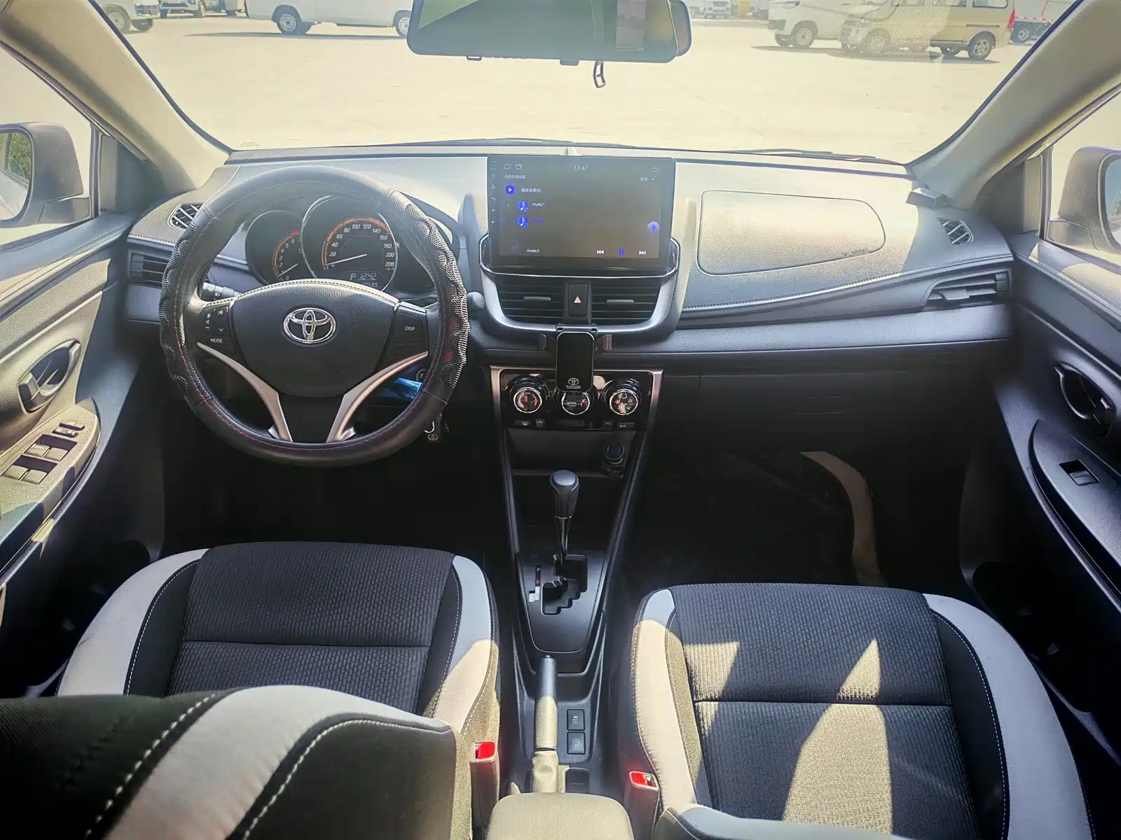 Photo 9 - Toyota YARiS L Zhi Xuan