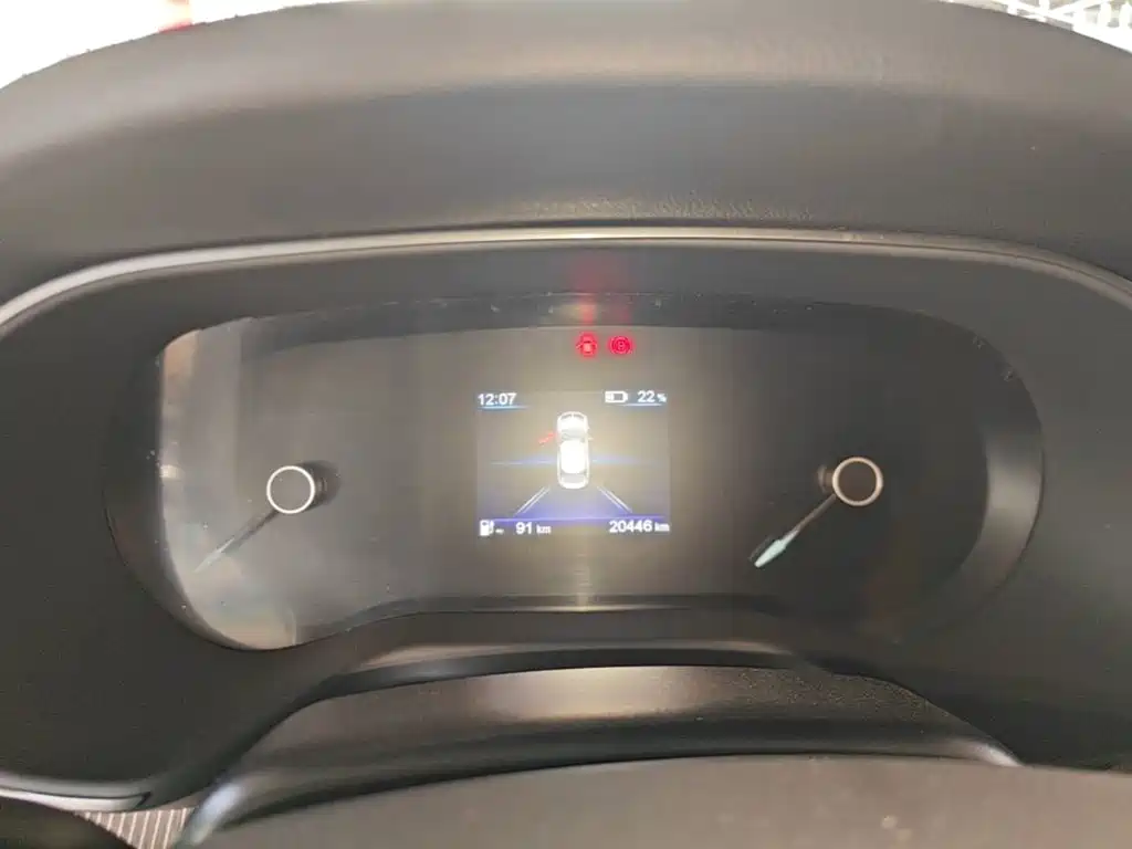 Hongqi E-QM5 2024 2023 Basic Travel Edition