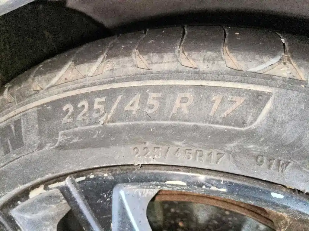 Photo 7 - Volkswagen Sagitar