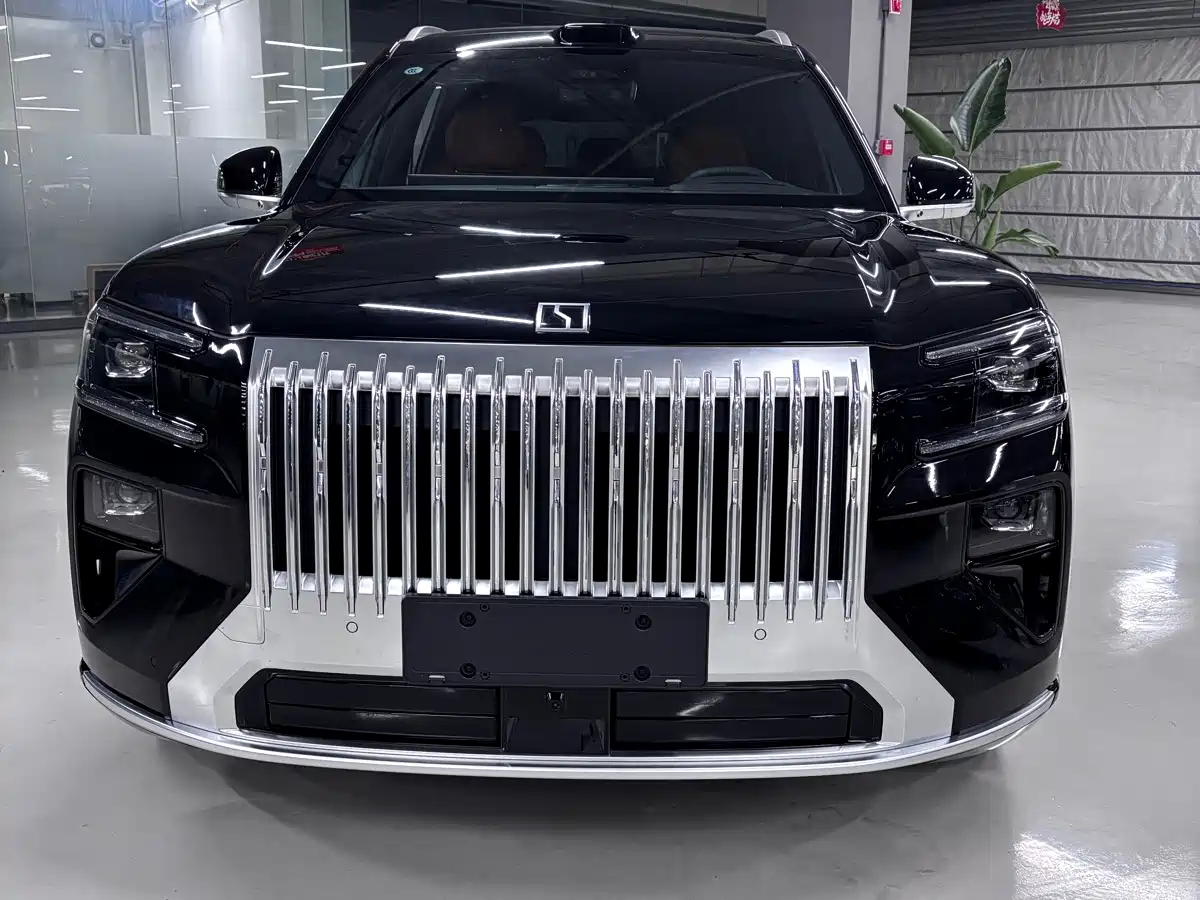 2026 ZEEKR 8X