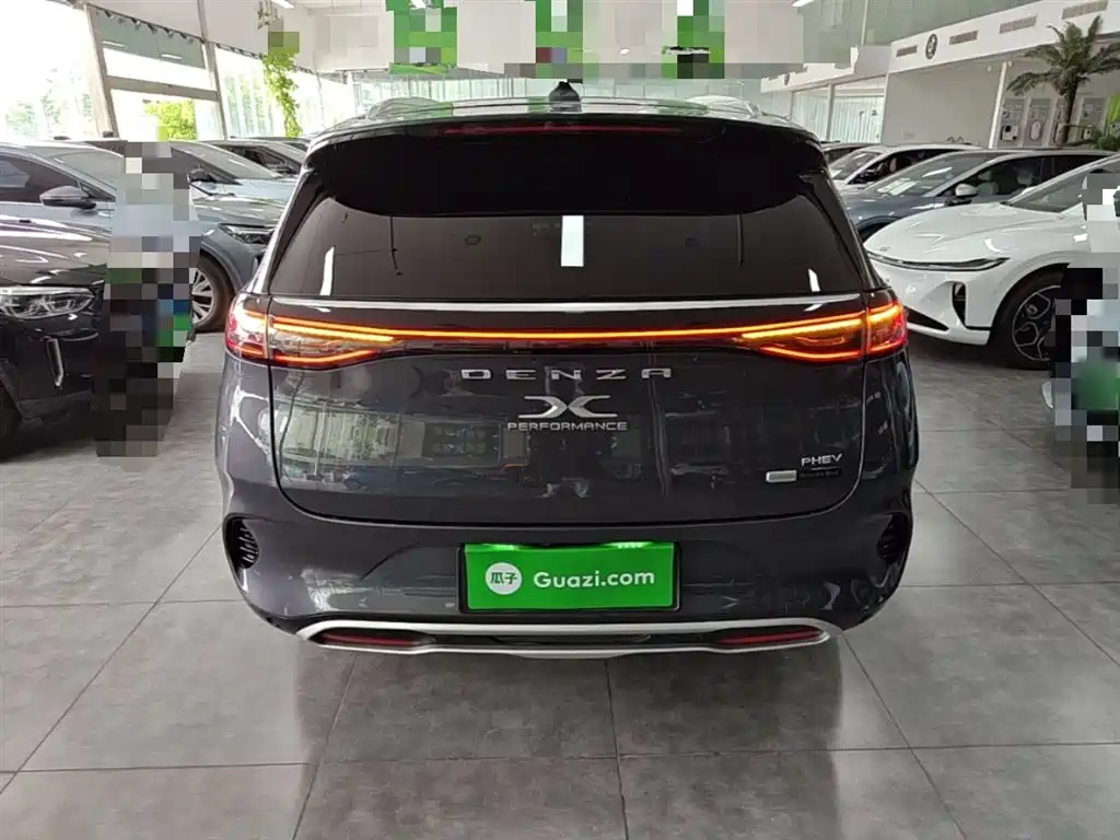 Denza X 2020 PHEV Sport Edition фото 6