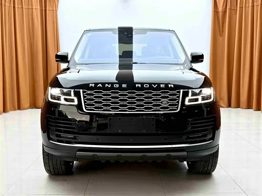 Land Rover Range Rover 2018 3.0 SC V6 Vogue SE Genesis Extended Edition фото 2