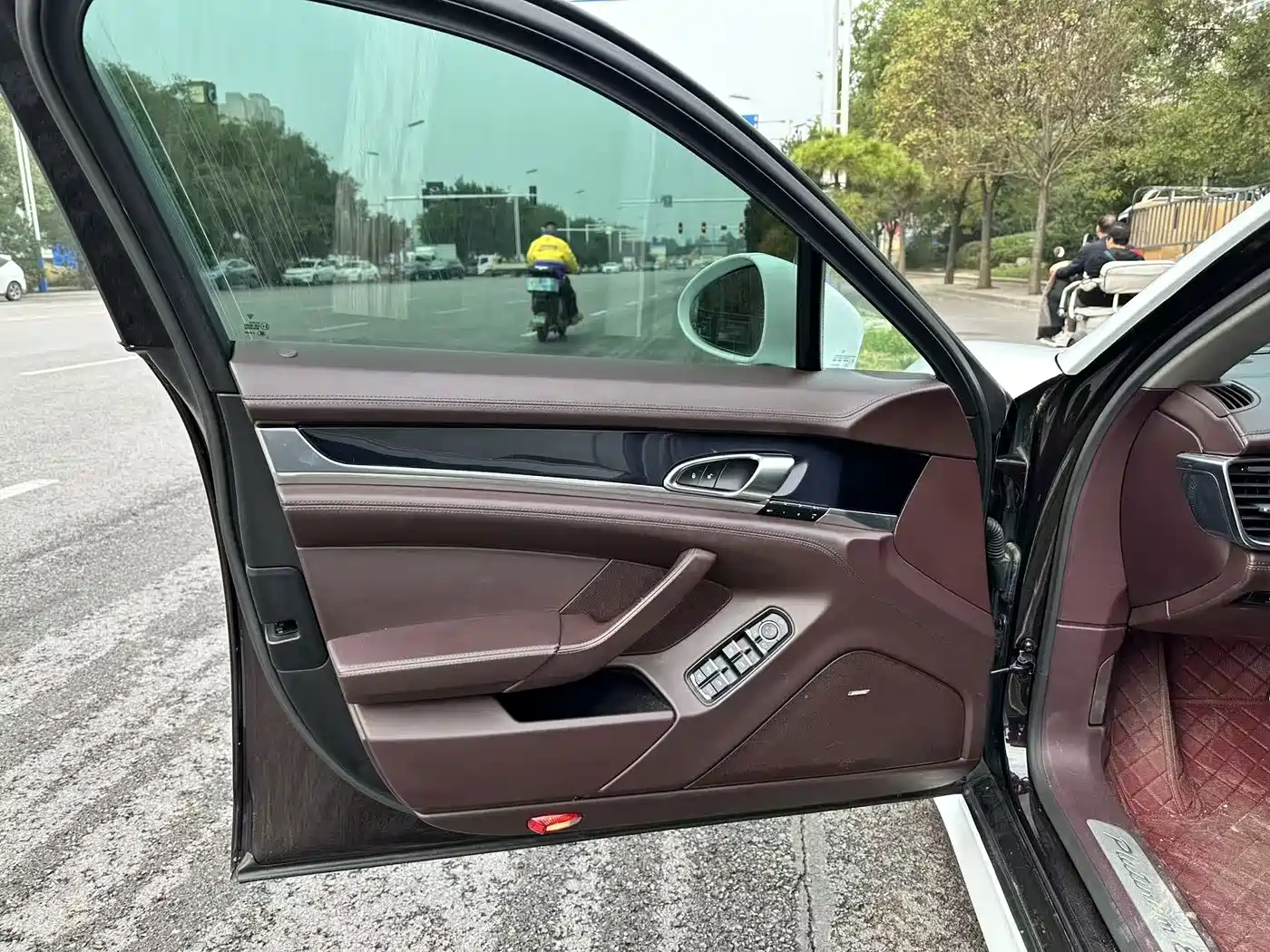 Porsche Panamera 2013 2013 Panamera Platinum Edition 3.6L