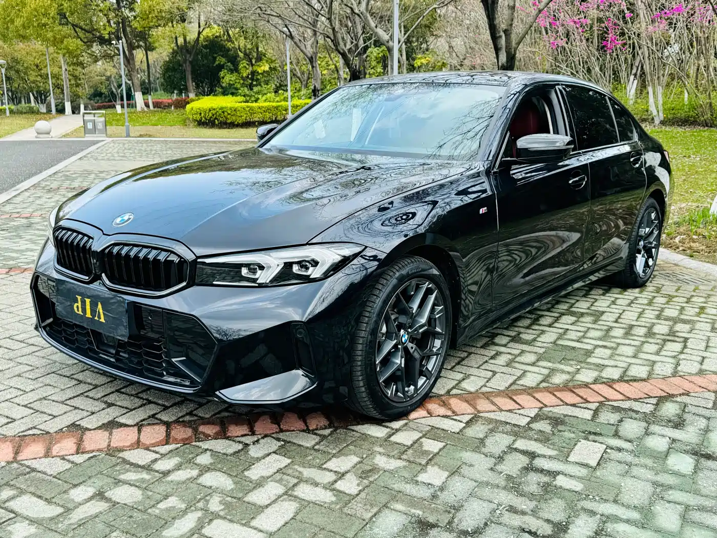 BMW 3 Series 2025 330Li M Sport Night Edition