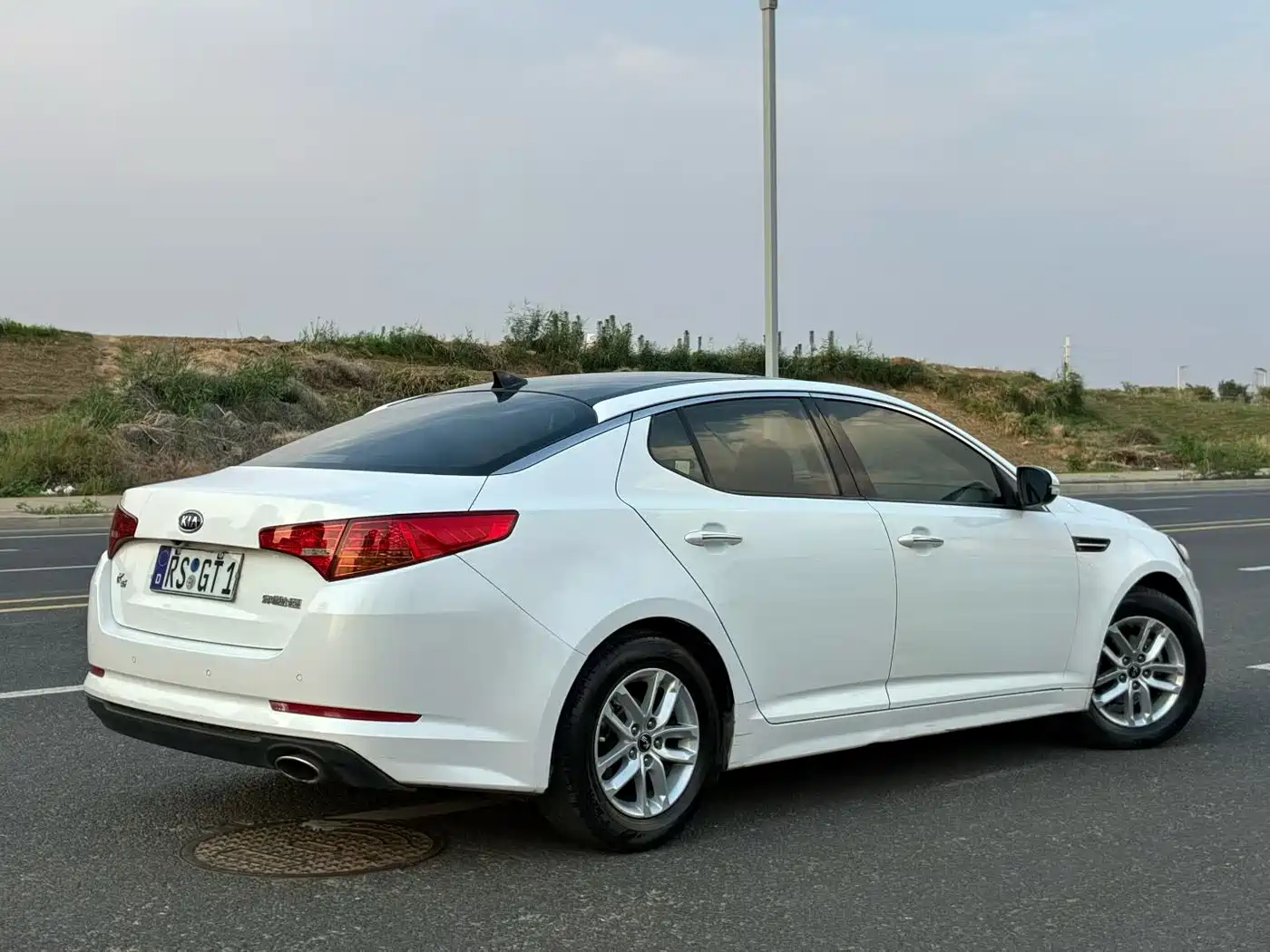 Kia K5 2011 2012 2.0L Automatic DLX Special Edition