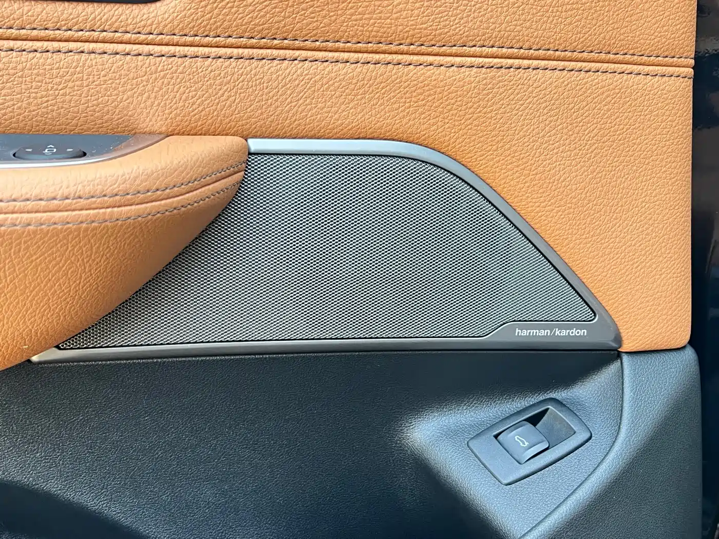 BMW 6 Series GT 2018 630i M Sport Package фото 8