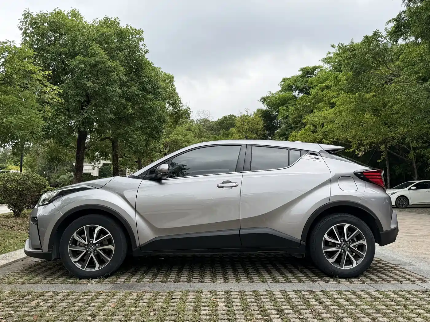 Toyota IZOA 2022 2021 2.0L Yichi Edition