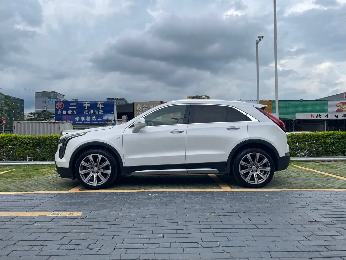 Фото 7 - Cadillac XT4