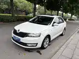 Photo 1 - Škoda Rapid