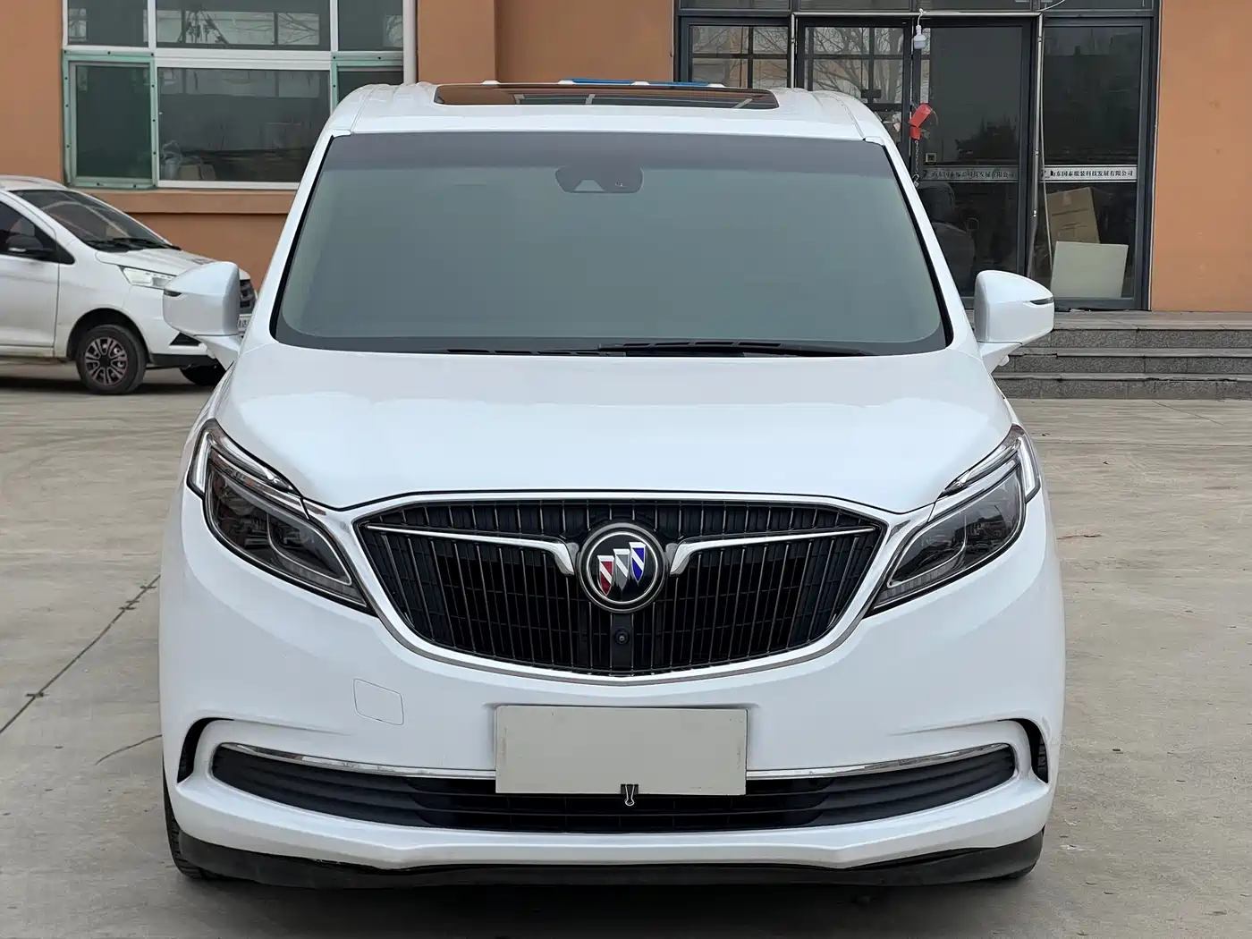 Buick GL8 2018 ES 28T Flagship Type China VI фото 2