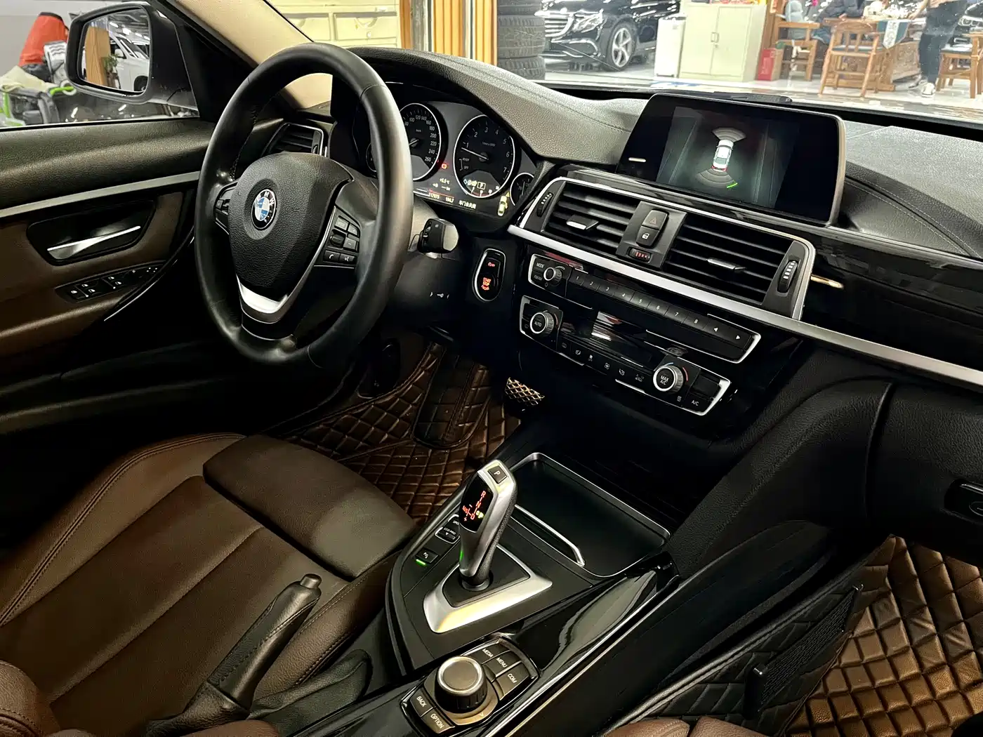BMW 3 Series 2018 320Li Fashion Style фото 14
