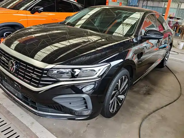 Volkswagen Passat 2024 380TSI Dragon Soaring Edition