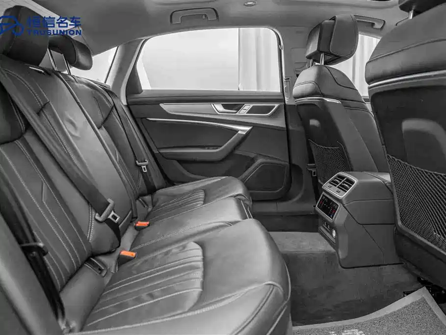 Audi A6L 2024 45 TFSI Premium Elegance фото 16