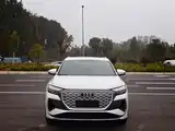 Photo 2 - Audi Q4 e-tron