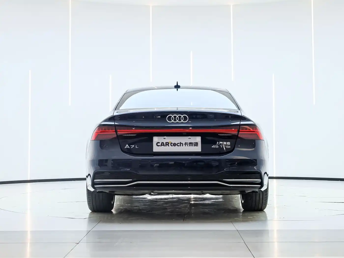 Audi A7L 2024 45TFSI S-line Dream Edition Crystal Package фото 3