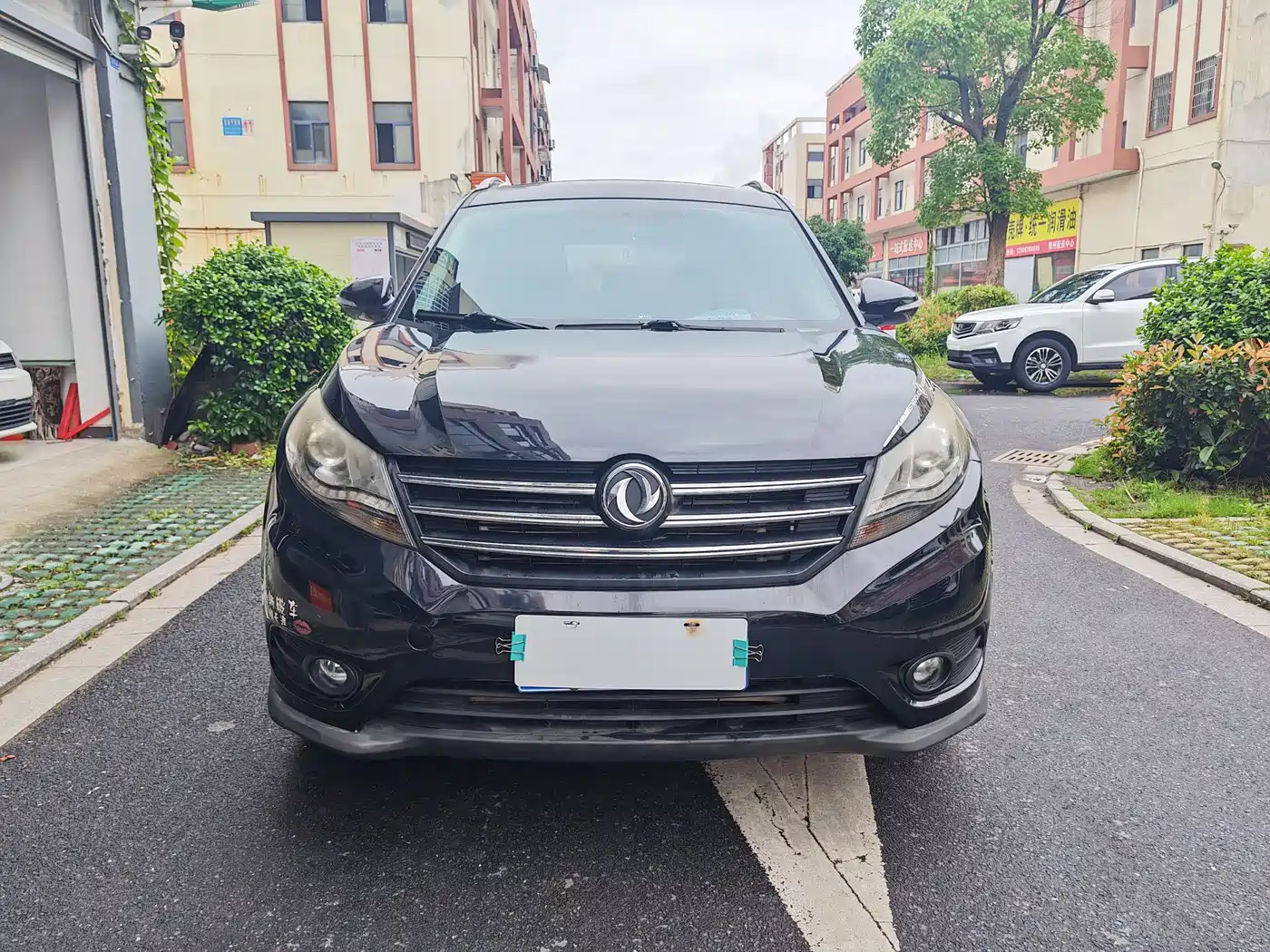 Dongfeng Fengguang Fengguang 580 2017 2016 Facelift 1.5T CVT Comfort