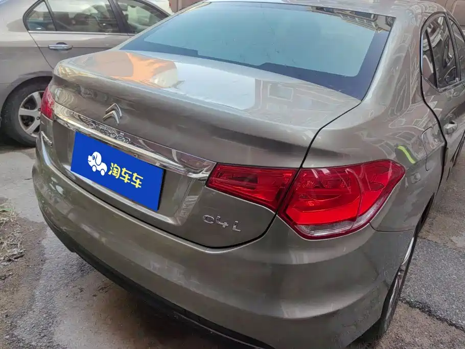 Photo 3 - Citroën C4L