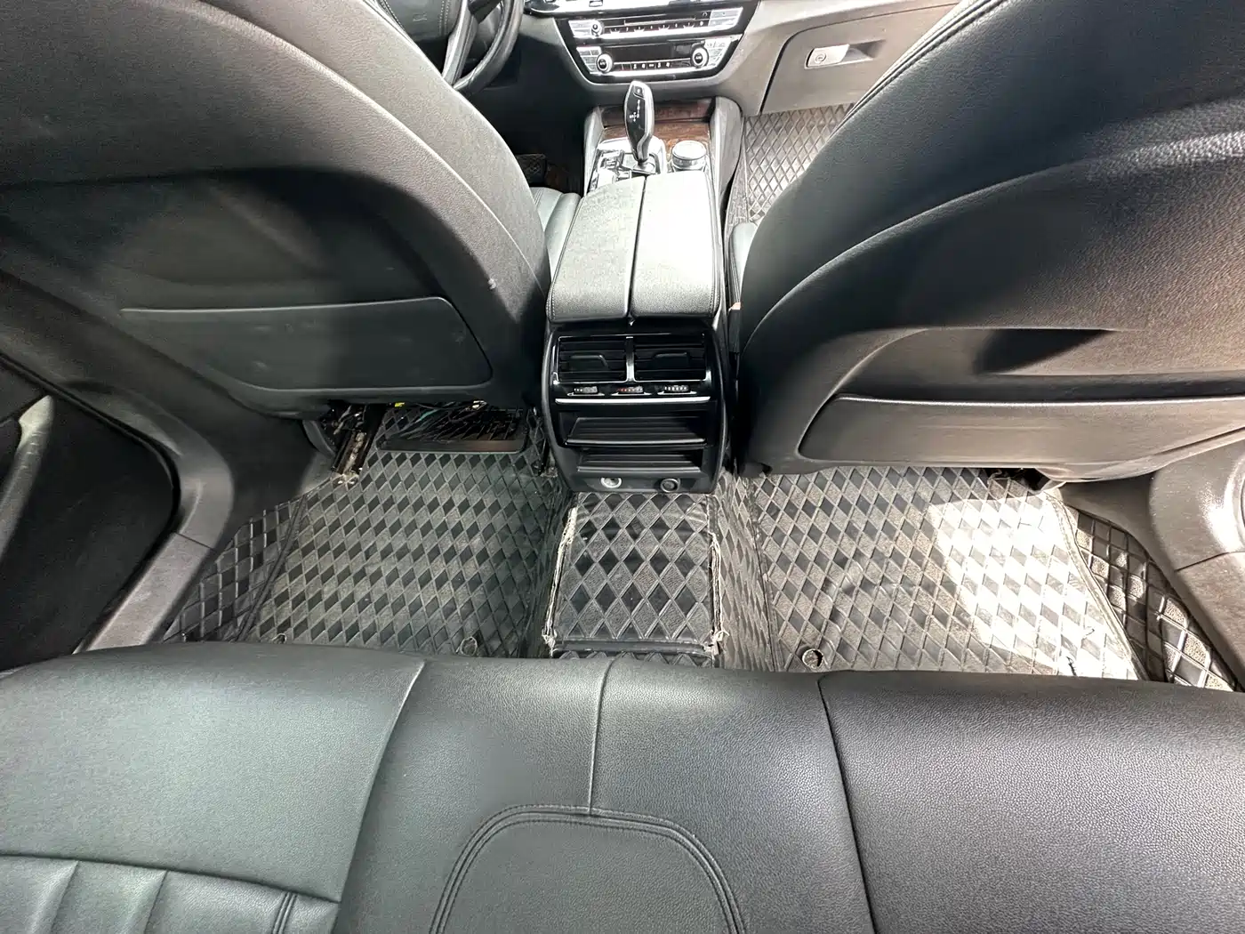 BMW 5 Series 2018 525Li M Sport Package фото 8