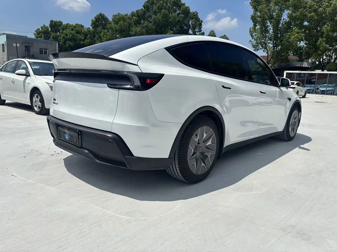 Tesla Model Y L 2026 2025 Facelift Long Range AWD