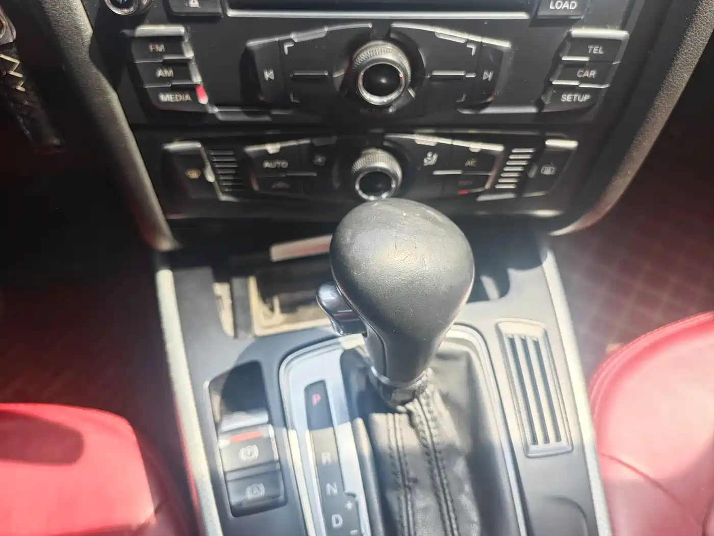 Audi A4L 2010 2010 2.0 TFSI Luxury