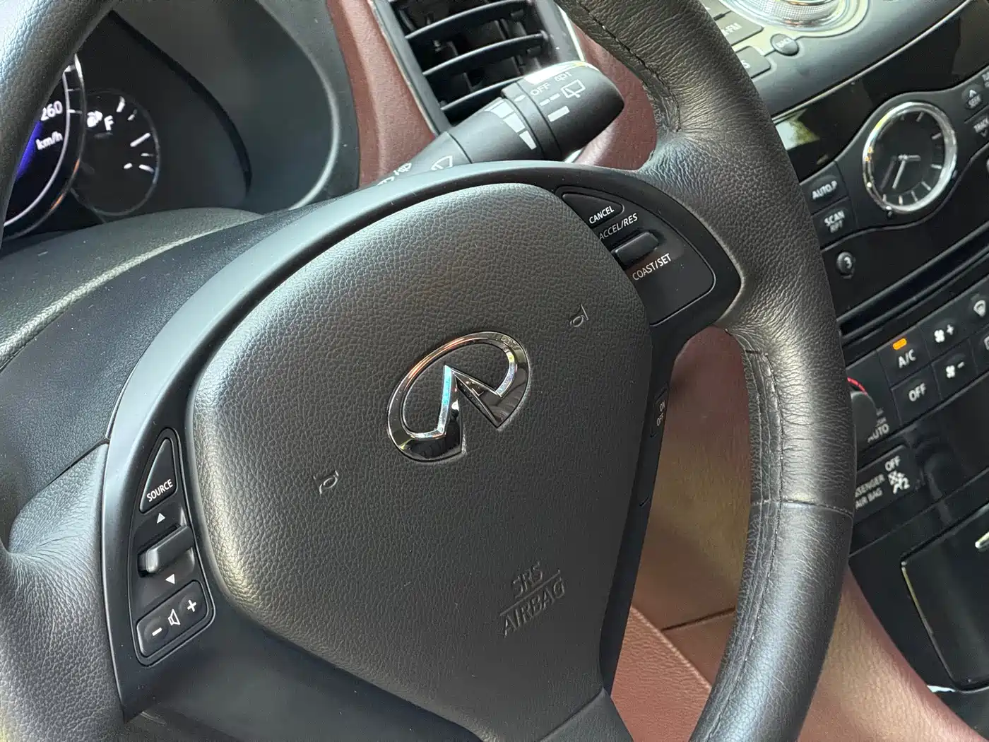 Infiniti QX50 (Import) 2014 2013 2.5L 2WD Prestige
