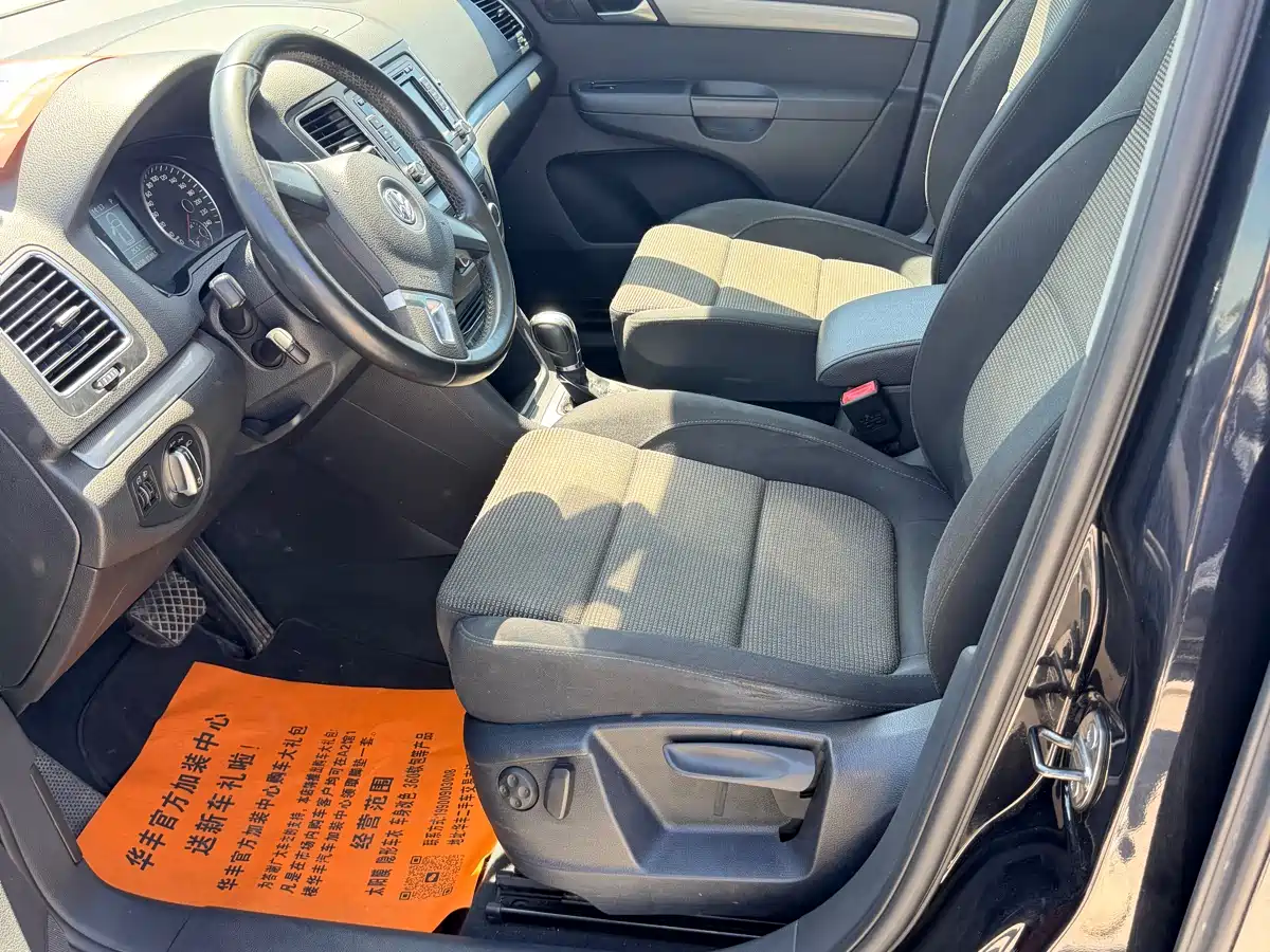 Volkswagen Sharan 2012 2.0TSI Standard Type Euro IV фото 8