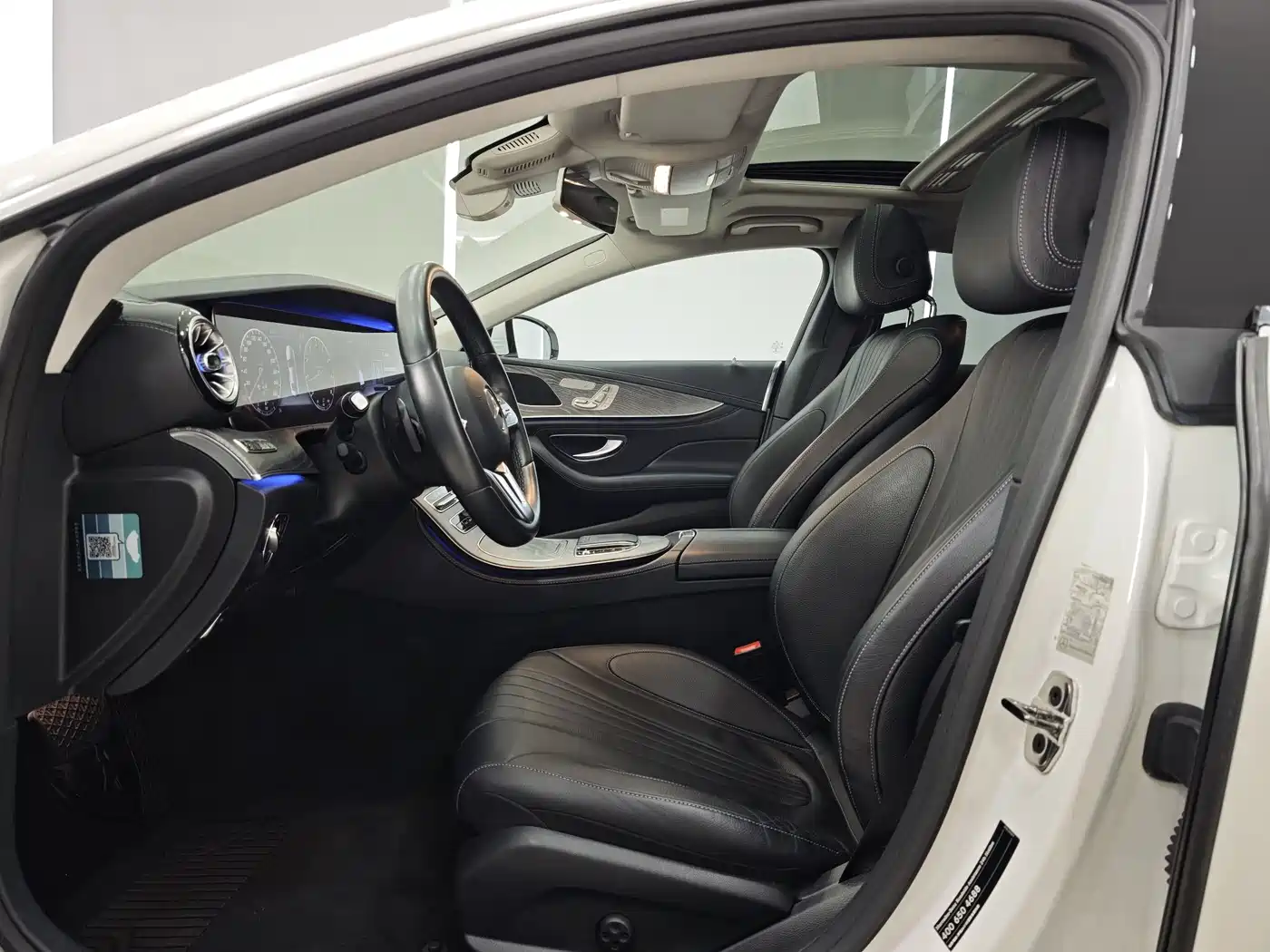 Mercedes-Benz CLS 2018 CLS 300 Dynamic фото 8