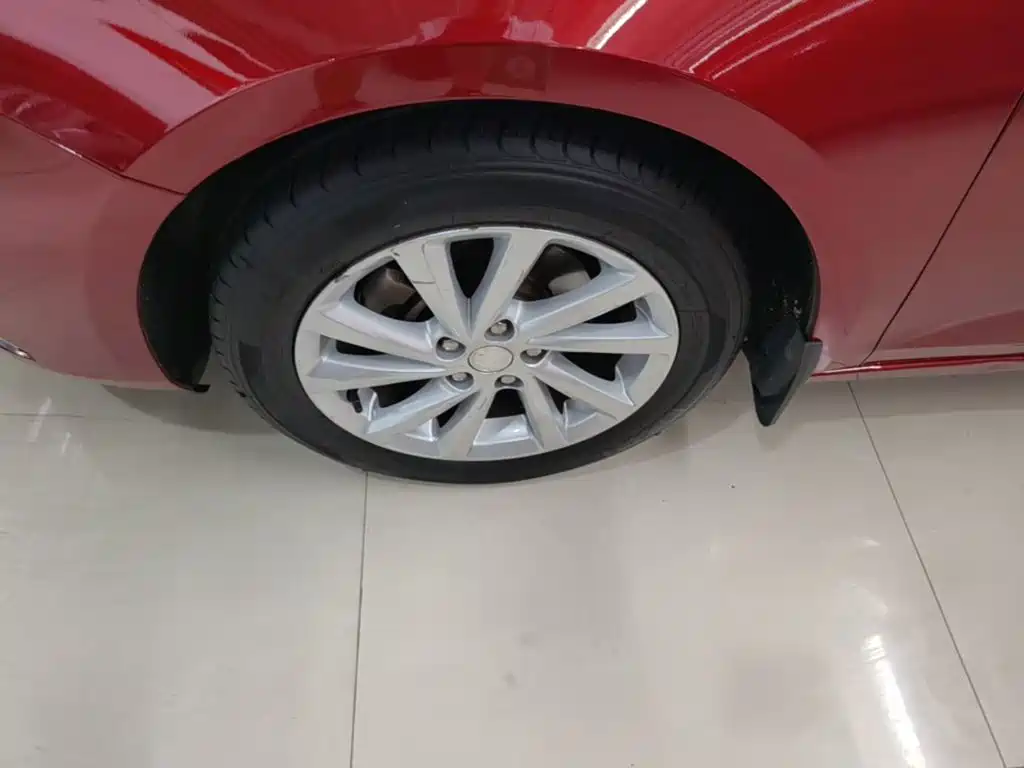 Фото 23 - Buick Verano