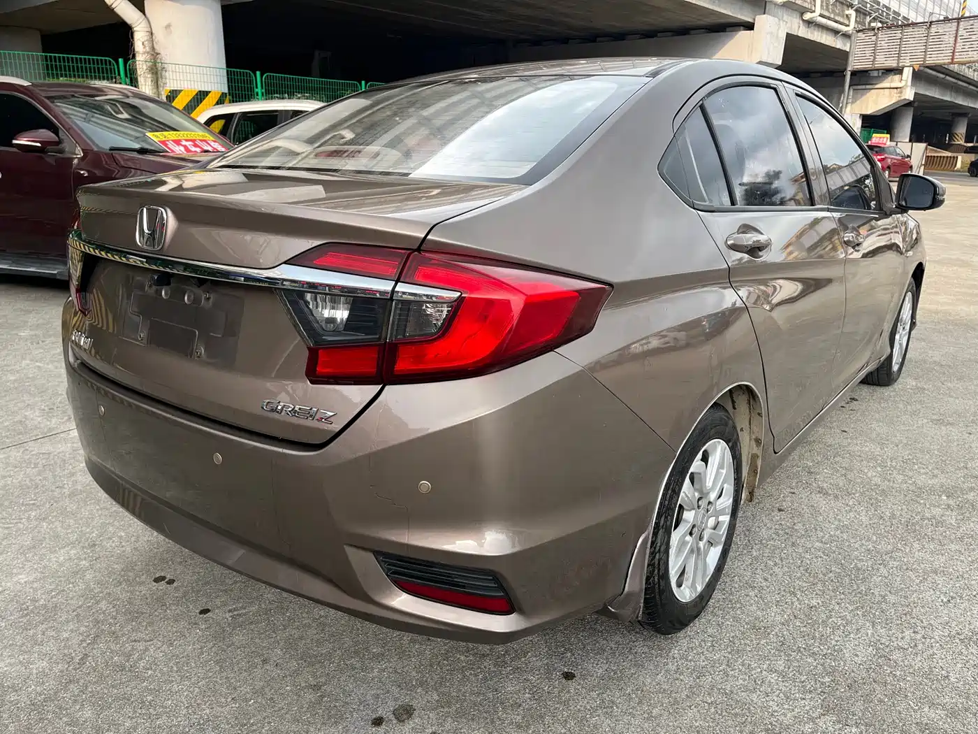 Honda Greiz 2017 2016 1.5L CVT Classic Edition