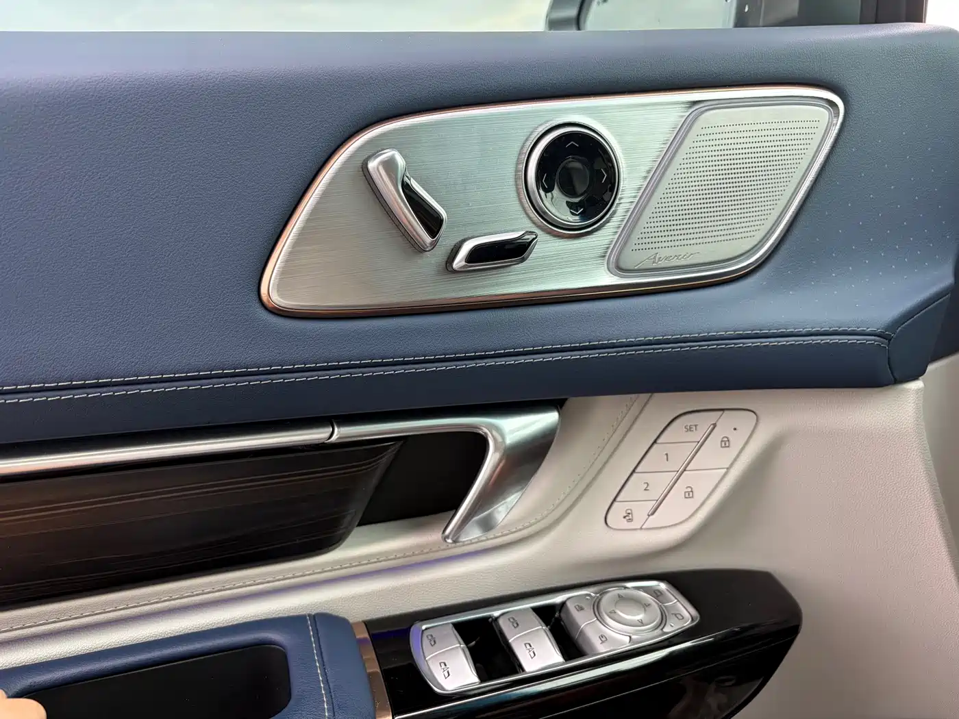 Buick Century 2025 2025 2.0T 6-Seater World Edition