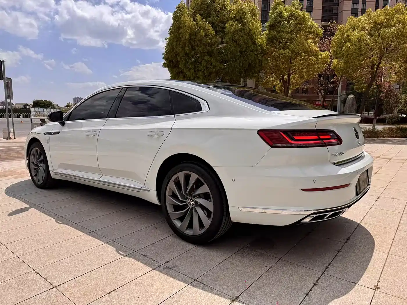 Volkswagen FAW-Volkswagen CC 2025 Facelift 380TSI Eye-catching Public Edition фото 6
