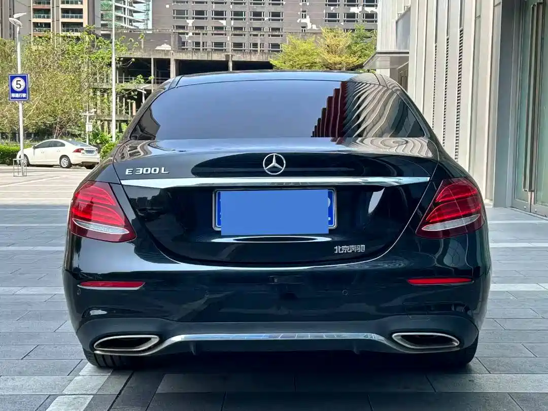 Mercedes-Benz E-Class 2016 E 200 L Sport Type фото 5