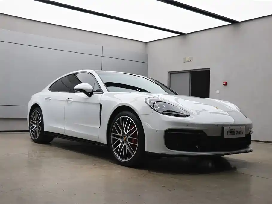 Porsche Panamera 2023 Panamera 2.9T Platinum Edition фото 25