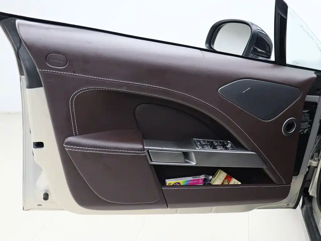 Aston Martin Rapide 2011 2010 6.0L