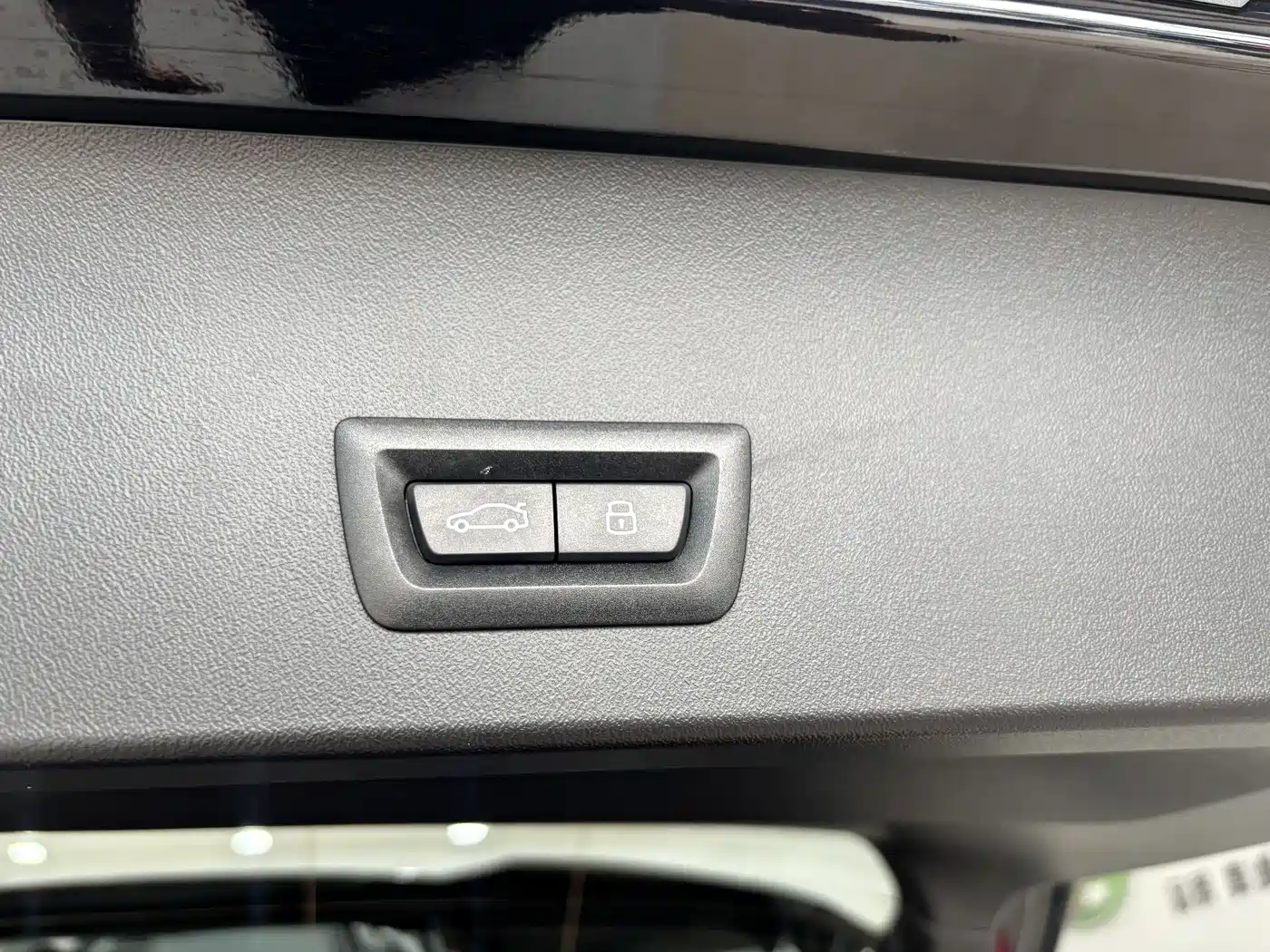 BMW X3 2025 xDrive30L Premium M Sport Package фото 30