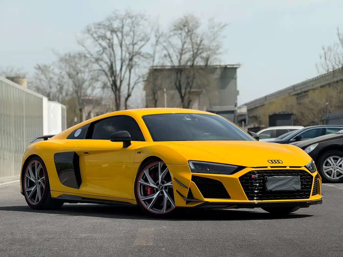 AUDI R8