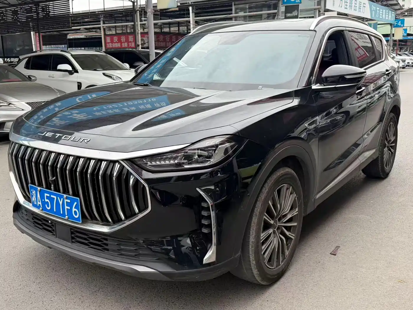 Jetour X70 PLUS 2024 Champion Edition 1.5T DCT Champion PRO 5-seater