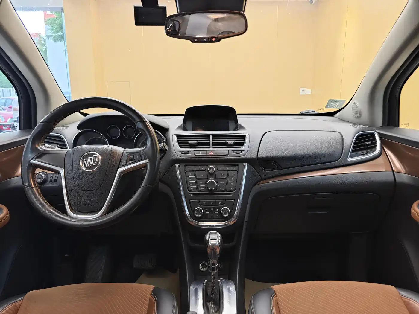 Buick Encore 2014 1.4T Automatic 2WD Urban Elite фото 19