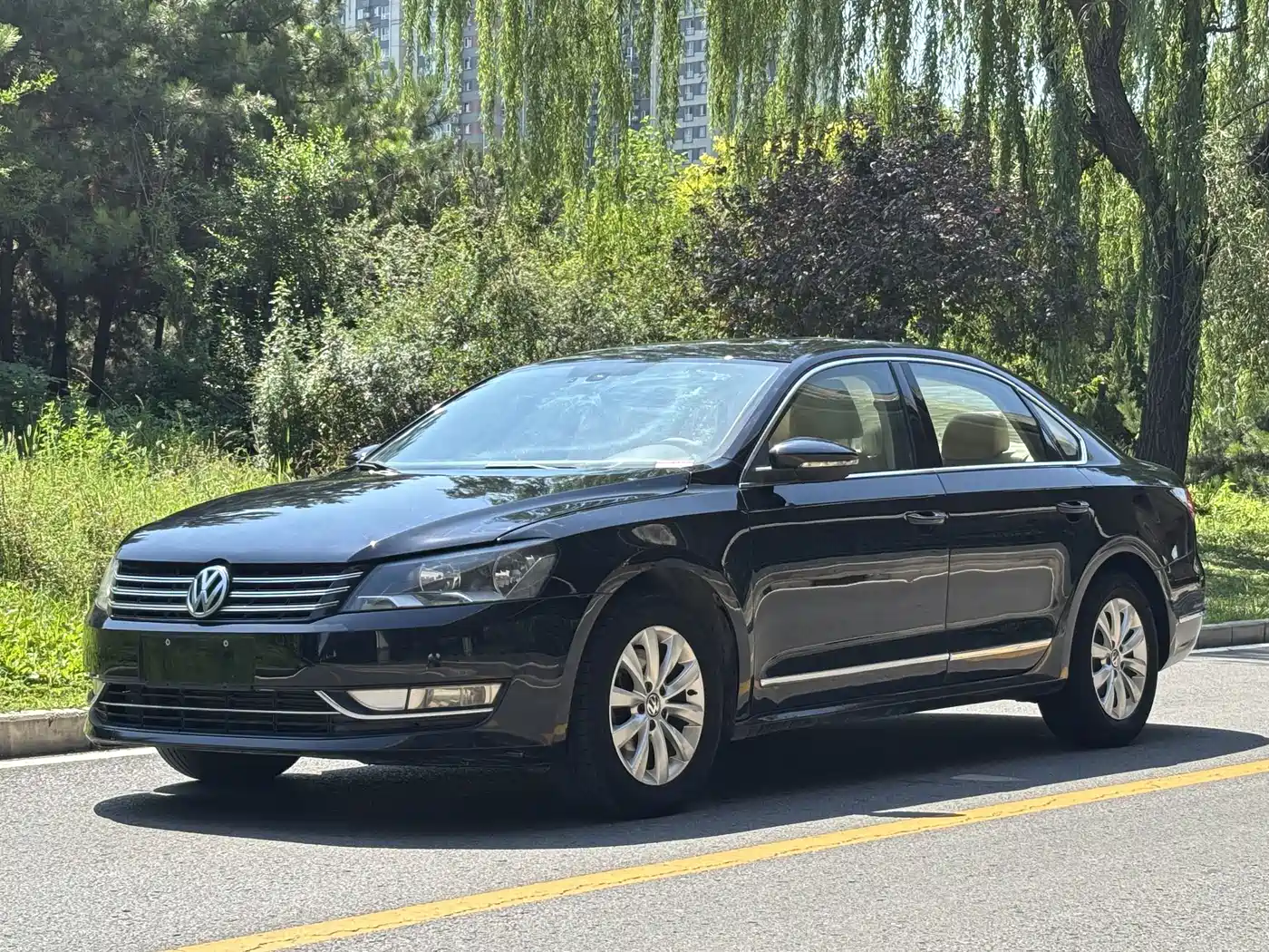 صورة 1 - Volkswagen Passat
