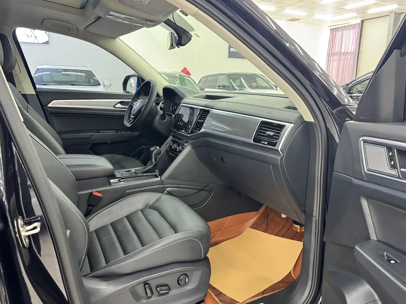 Фото 5 - Volkswagen Teramont