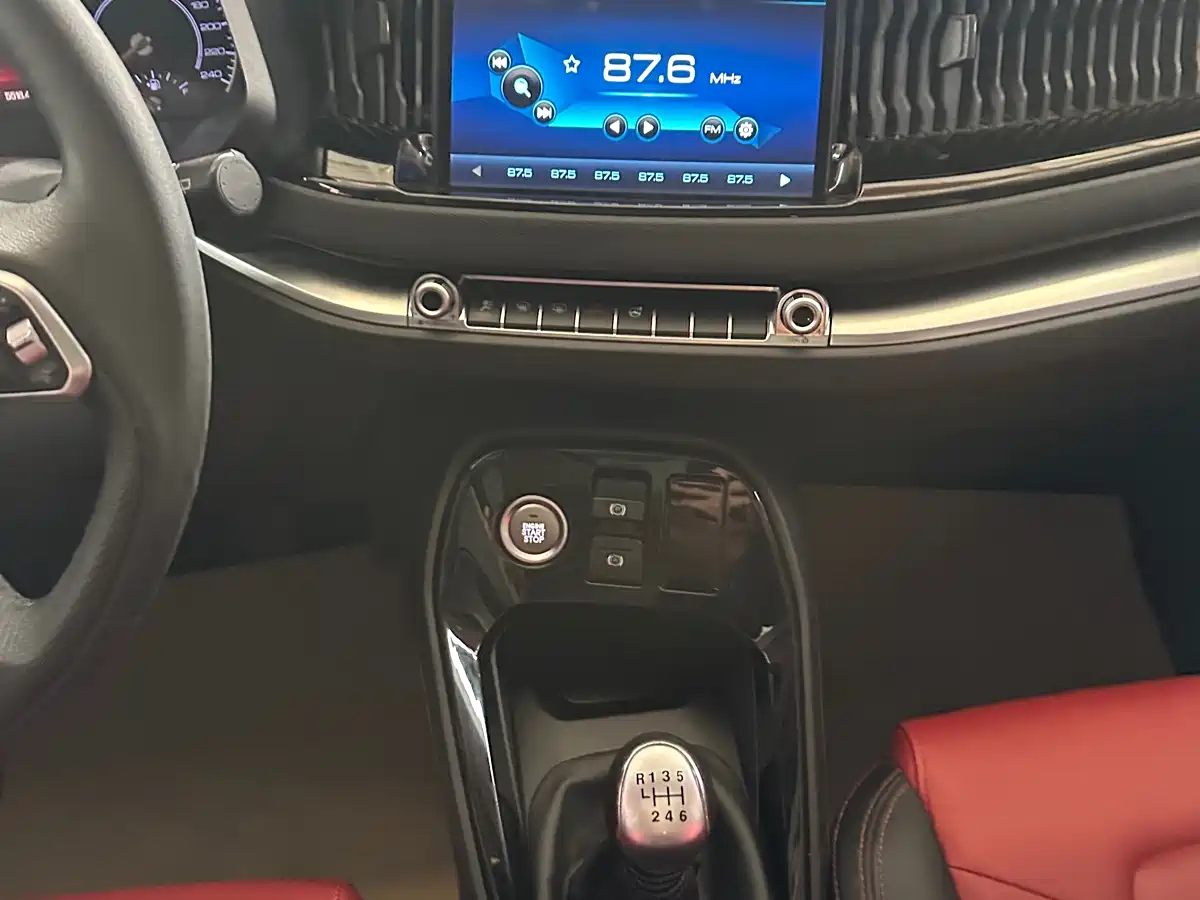 Haval H2s 2017 Blue Label 1.5T Manual Elite фото 11