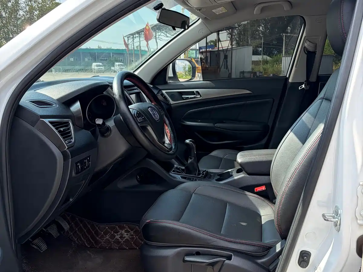 Changan CS75 2015 2014 2.0L Manual Luxury (China IV)