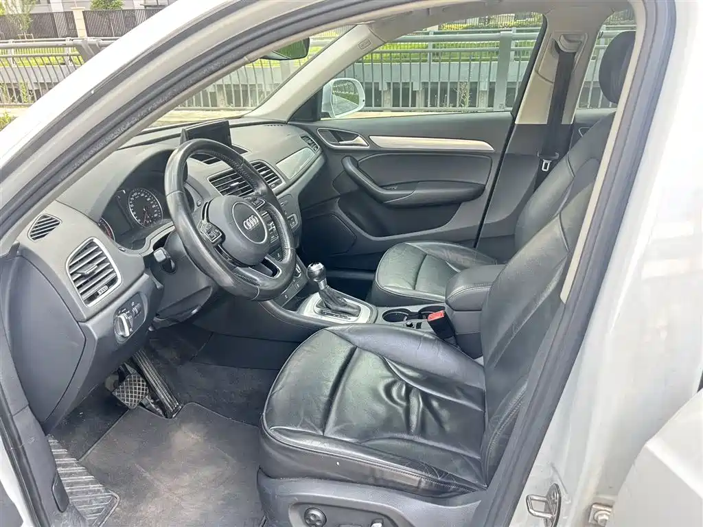 Audi Q3 2016 35 TFSI Style фото 7