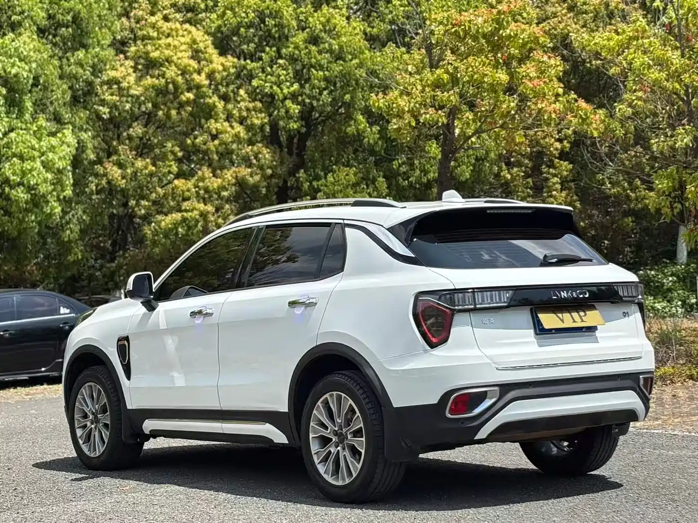 Lynk & Co 01 2017 2.0T 2WD фото 6