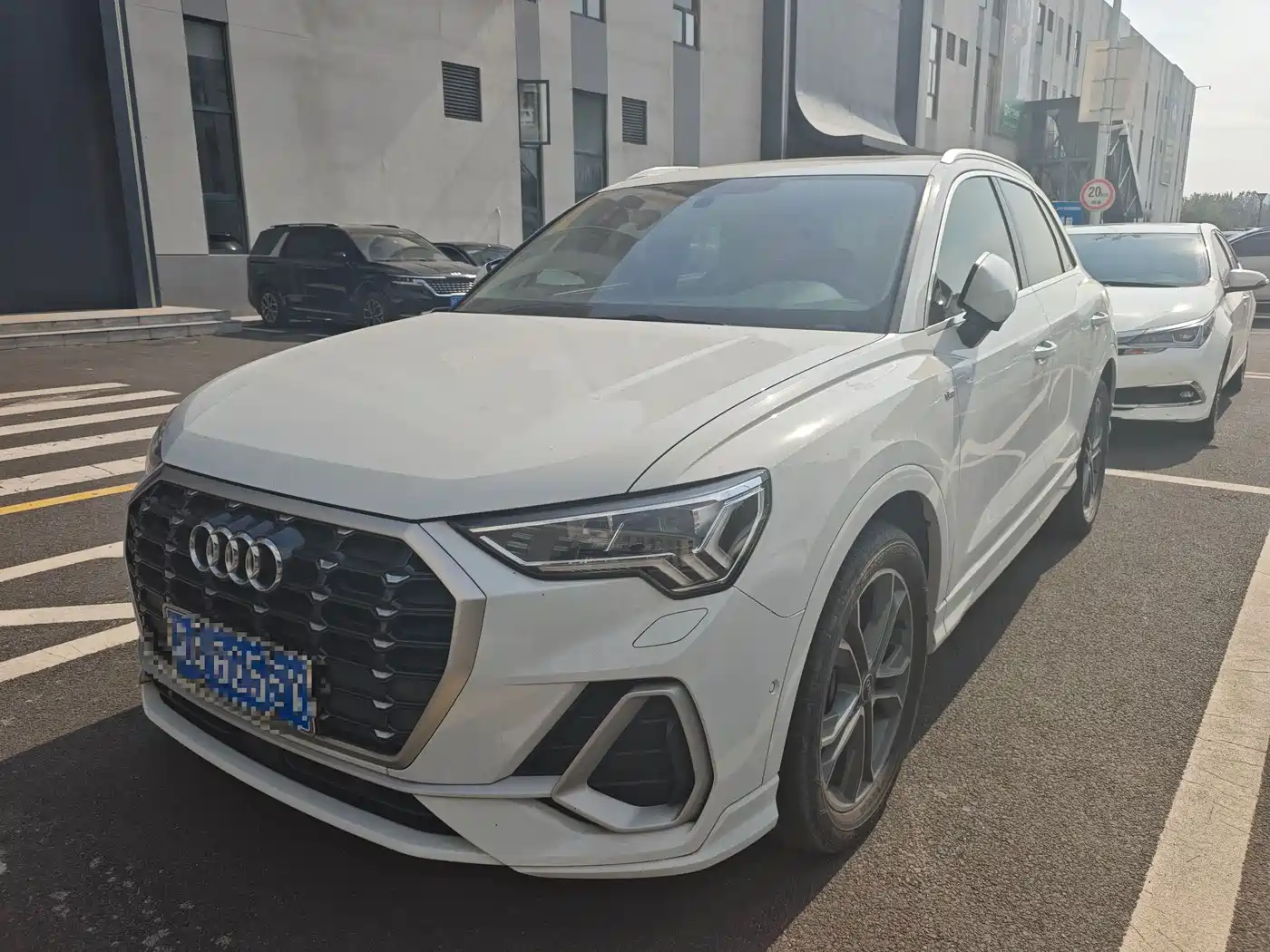 Audi Q3 2023 — пригон из Китая